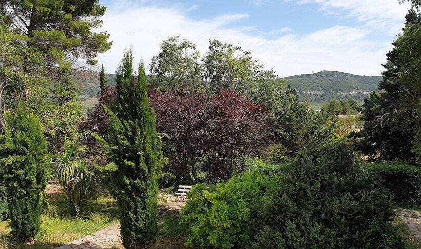 סוויטת ג'וניור נוף לגינה, Finca Micalas