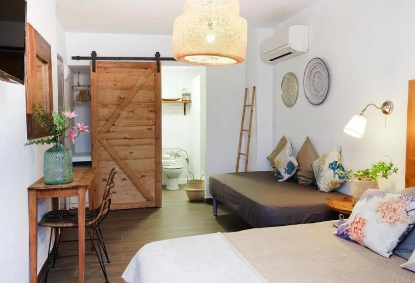 オーシャンビュースタンダードルーム, Hostal Sa Malica