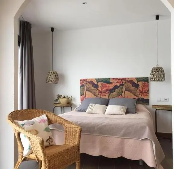 オーシャンビューデラックスルーム, Hostal Sa Malica