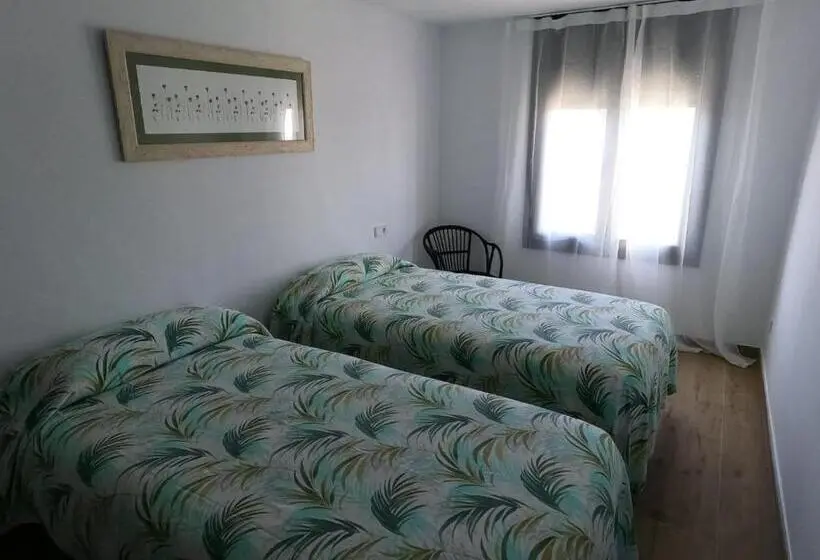 １ベッドルームペントハウスアパート, Hostal Sa Malica