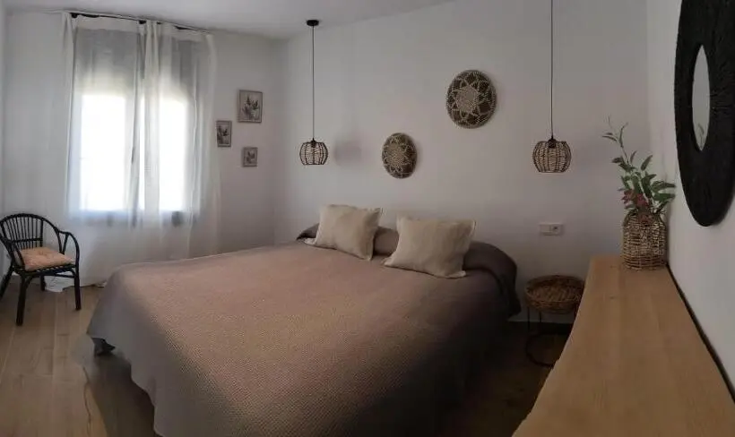 １ベッドルームペントハウスアパート, Hostal Sa Malica