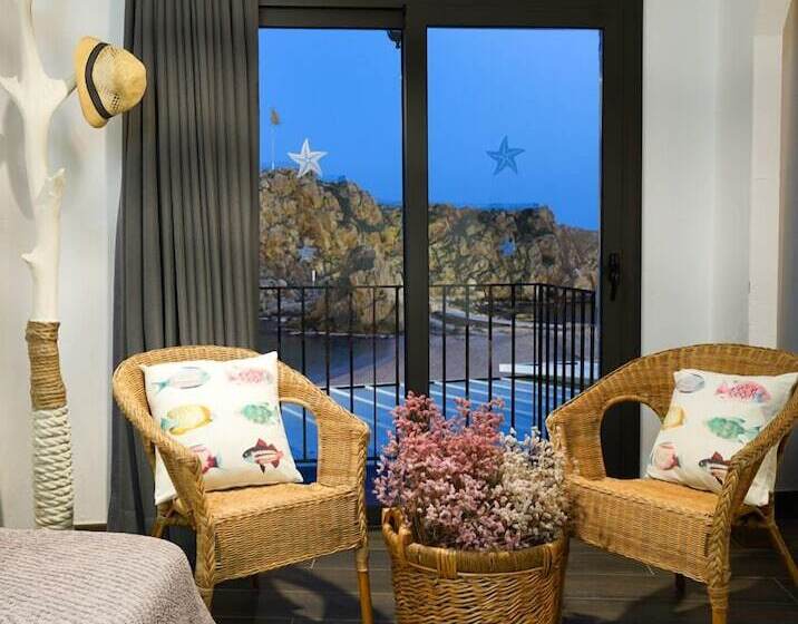 豪华海景房, Hostal Sa Malica