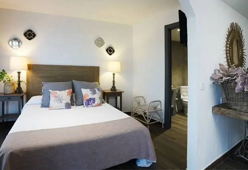 オーシャンビューデラックスルーム, Hostal Sa Malica