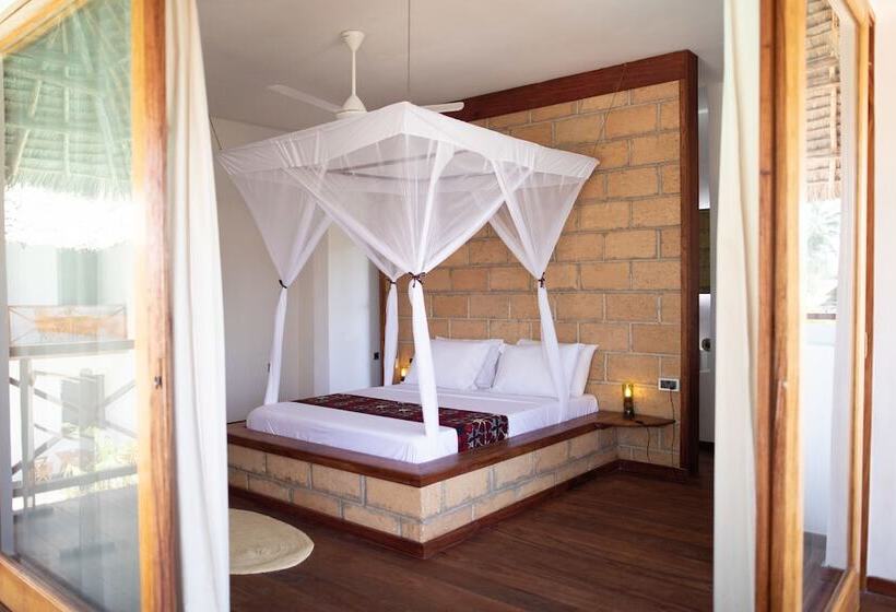 コンフォーとスイートルーム, Maisha Nungwi