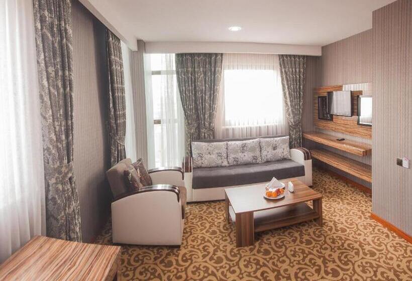 جناح, Grand Hotel & Convention Center Karaman