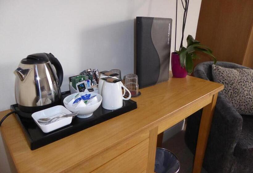 스탠다드 룸 킹사이즈 침대, The Grange Guest House