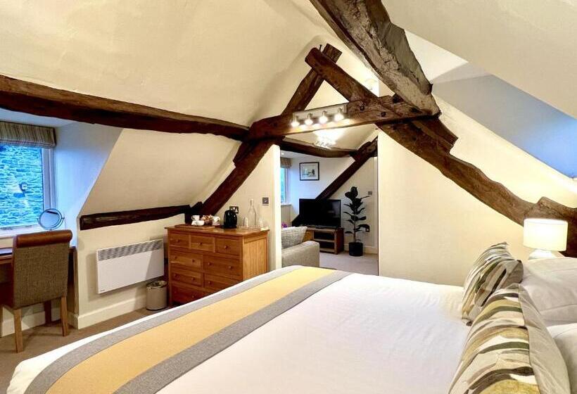 חדר סטנדרט עם מיטת קינג, Castle Cottage Inn