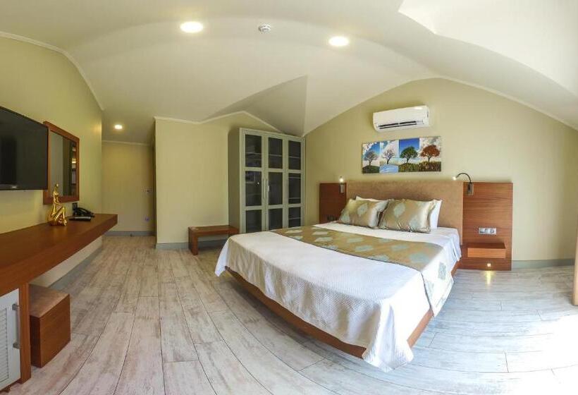 Номер Стандарт, Gocek Centre