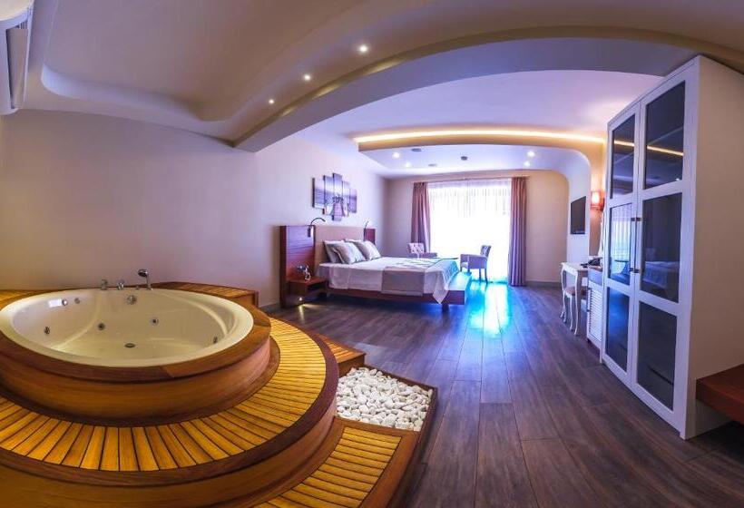 Номер Deluxe, Gocek Centre