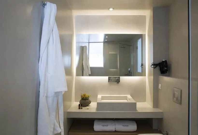 استودیوی استاندارد با چشم‌انداز دریا, Pasithea Suites
