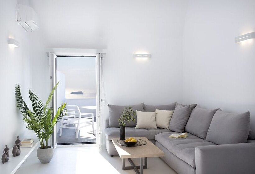 Studio Executive, Pasithea Suites