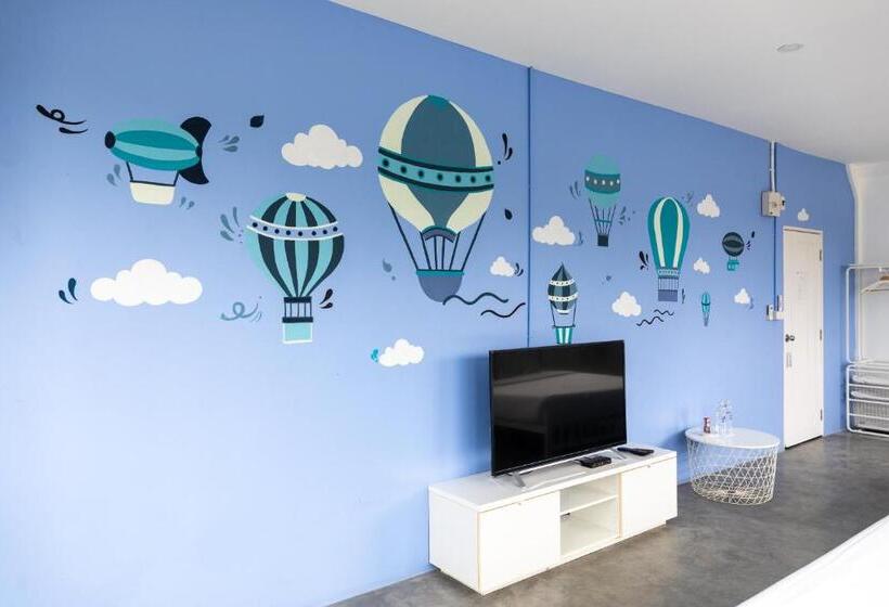 اتاق لوکس خانوادگی, Bw Thai Art Style