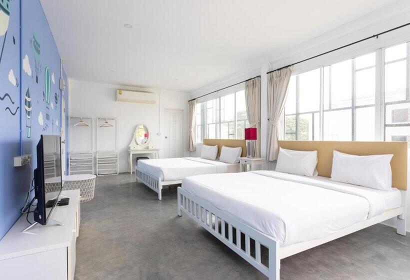 اتاق لوکس خانوادگی, Bw Thai Art Style