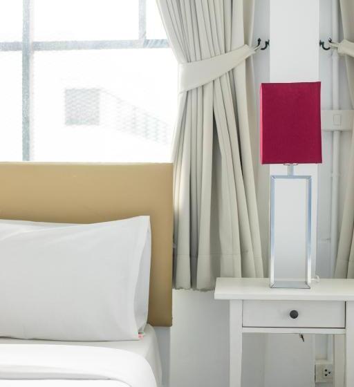 اتاق لوکس خانوادگی, Bw Thai Art Style