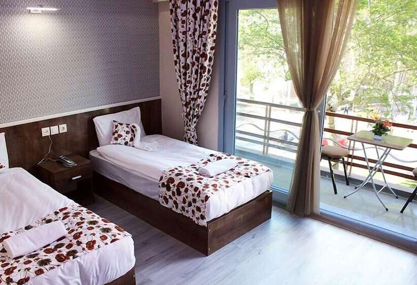 اتاق استاندارد, Efehan