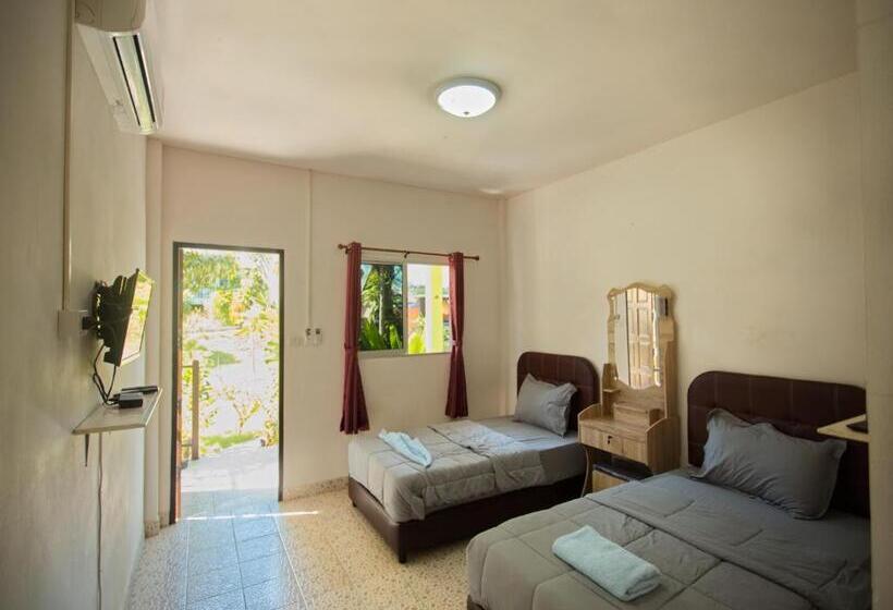 经济房, Sea View Resort