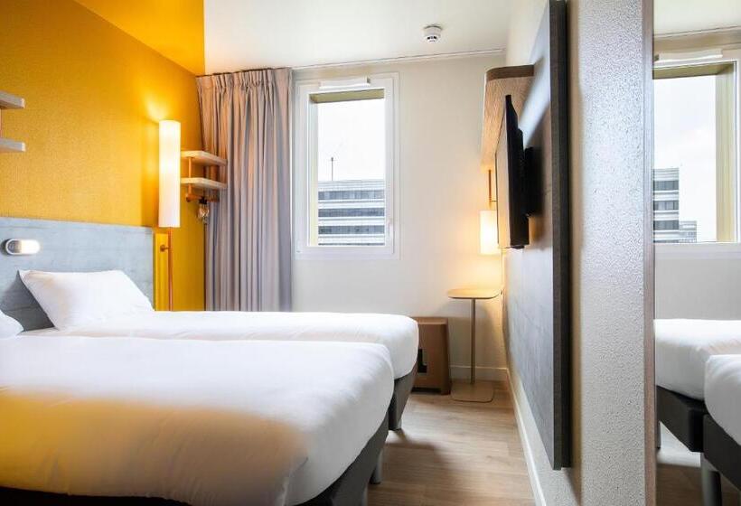 Номер Стандарт, Ibis Budget Paris Gennevilliers