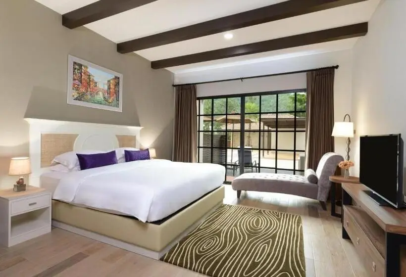 プールビュースタンダードルーム, Le Monte Khao Yai