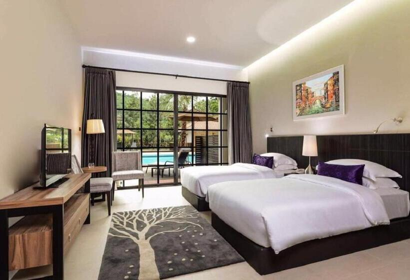 스탠다드 룸 풀장 전망, Le Monte Khao Yai