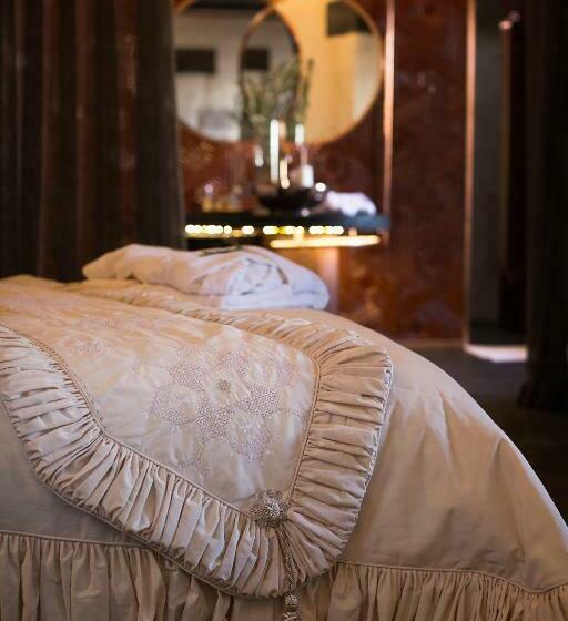 اتاق لوکس, Hsvhn Hotel Hışvahan