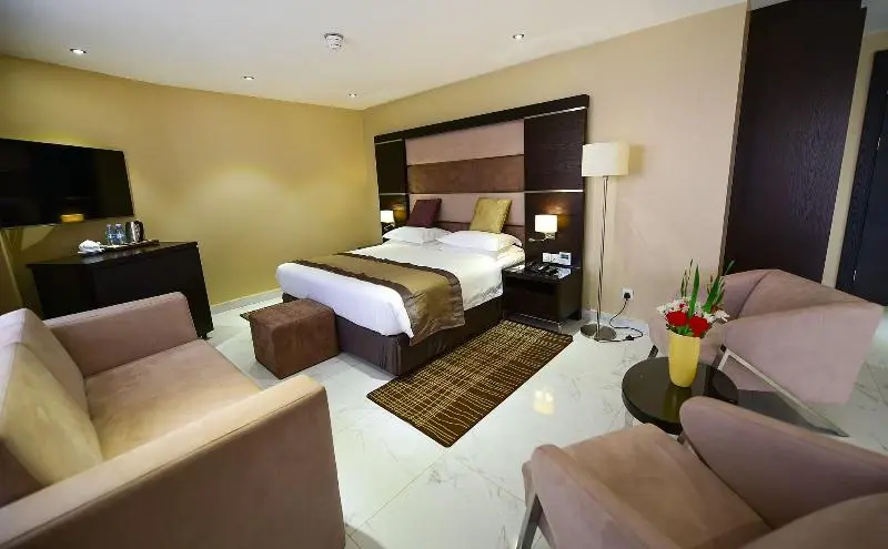 اتاق کلاب, Protea Hotel By Marriott Kampala Skyz