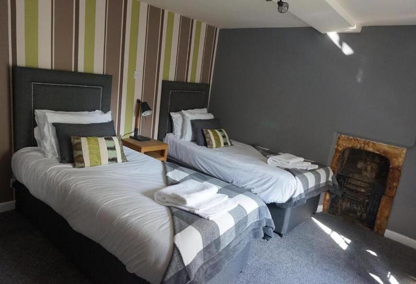 اتاق استاندارد, The Barge Inn