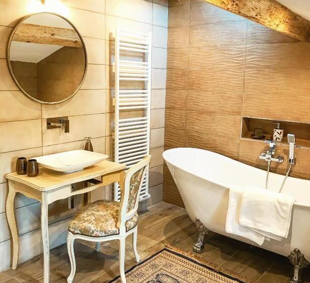 산 전망 스위트, Domaine De La Brave