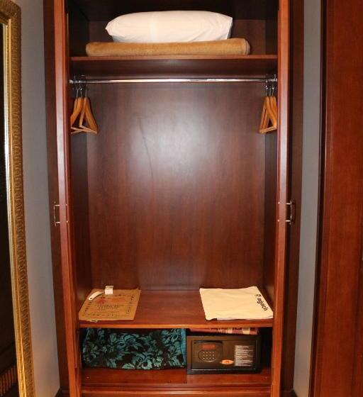 غرفة قياسية, Agacli