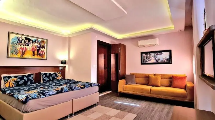اتاق سه نفره دلوکس با چشم‌انداز دریا, Malena Boutique Otel