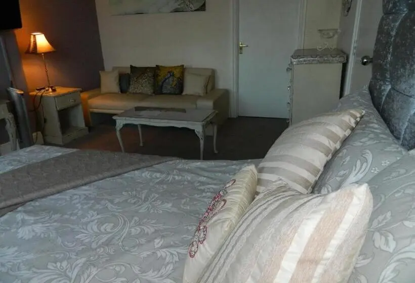 スーペリアファミリールーム, Stoneway Guest House