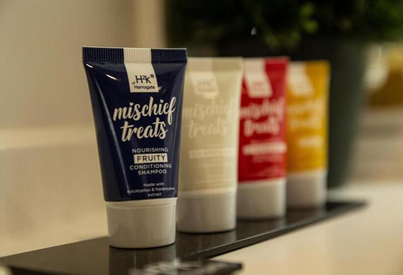 اتاق استاندارد, Timble Inn