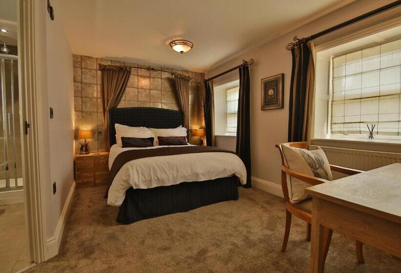 اتاق استاندارد, Timble Inn