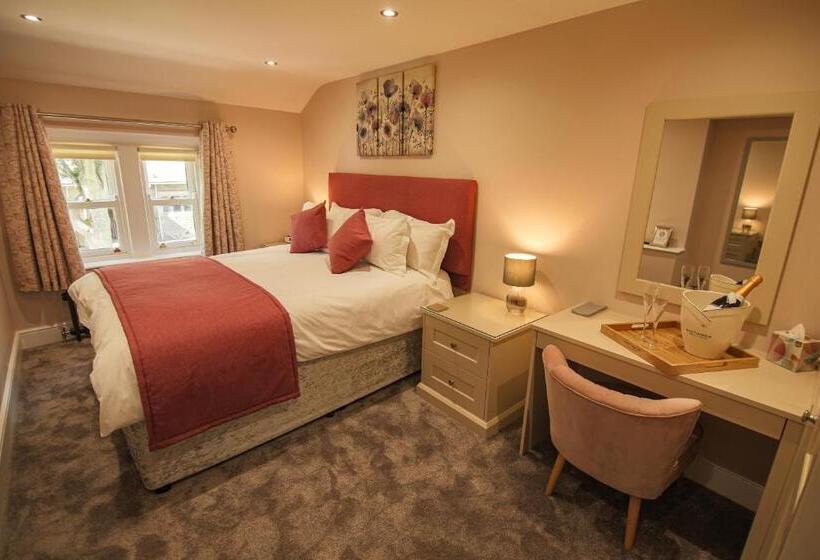 اتاق سوپریور, Timble Inn