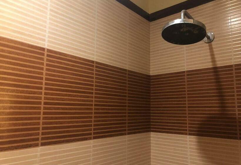 行政房间, Chanakya Bnr