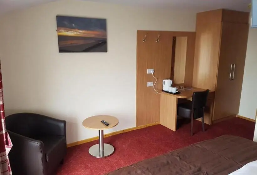 キングサイズベッドのスタンダードルーム, The Cliff Top Inn