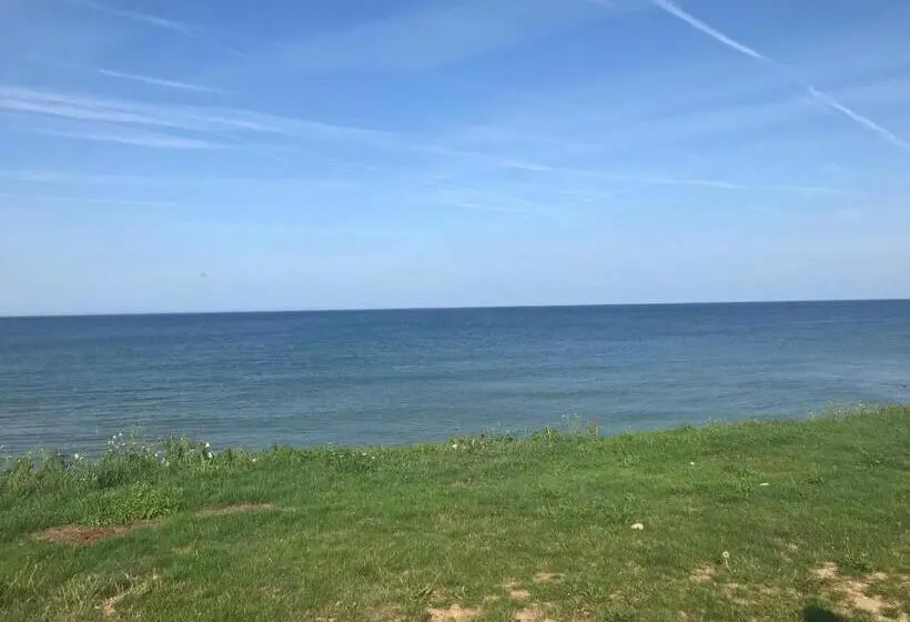 キングサイズベッドのスタンダードルーム, The Cliff Top Inn