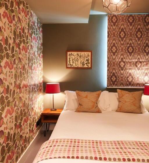 غرفة قياسية, The Kings Arms