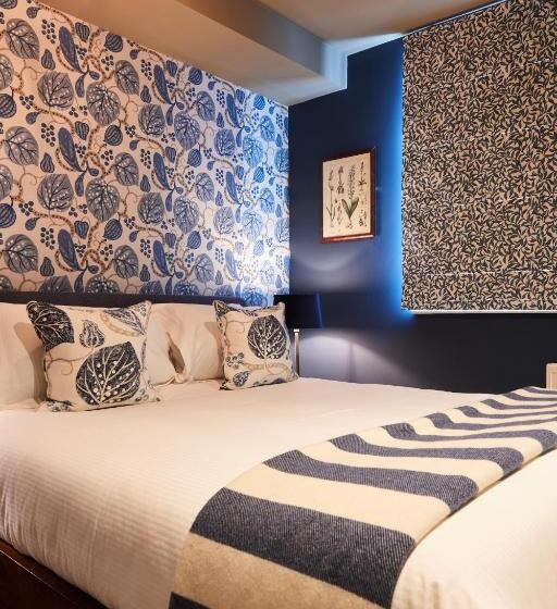 غرفة قياسية سرير كينج, The Kings Arms