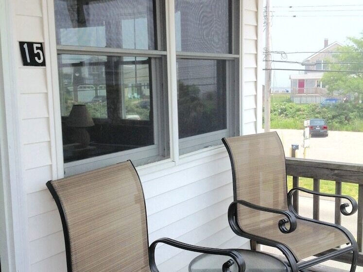 اتاق استاندارد با چشمانداز دریا, Moody S Motel And Cottages