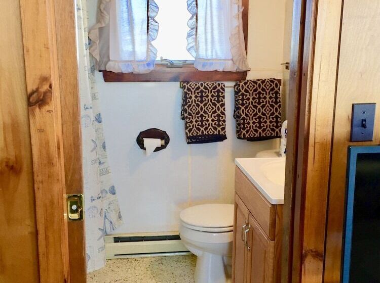 خانه 2 خوابه, Moody S Motel And Cottages