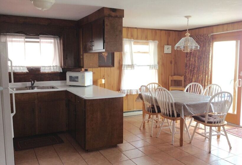 خانه 2 خوابه, Moody S Motel And Cottages