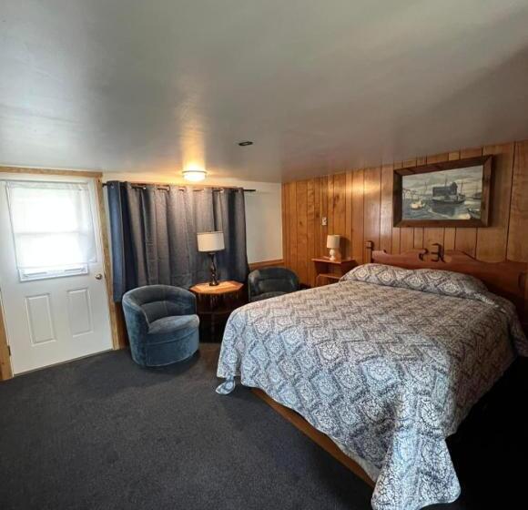 اتاق استاندارد, Moody S Motel And Cottages