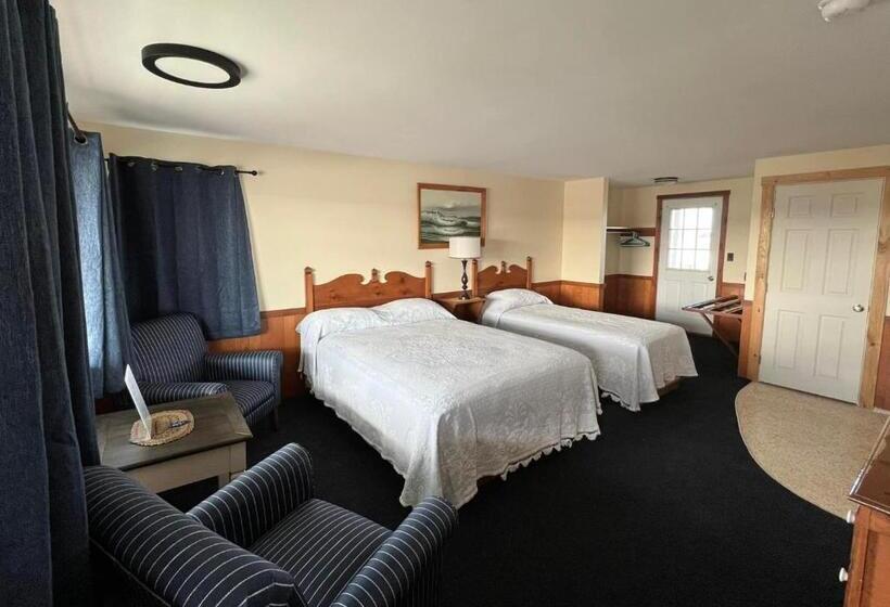 اتاق استاندارد سه تخته با بالکن, Moody S Motel And Cottages