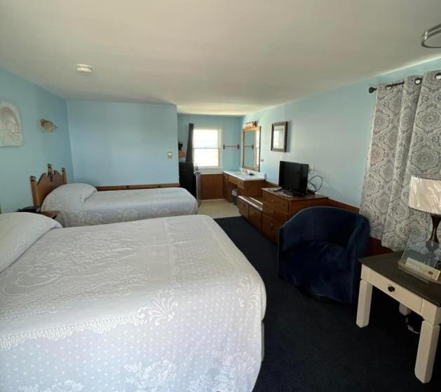 Triple Room Sea View, Moody S Motel And Cottages