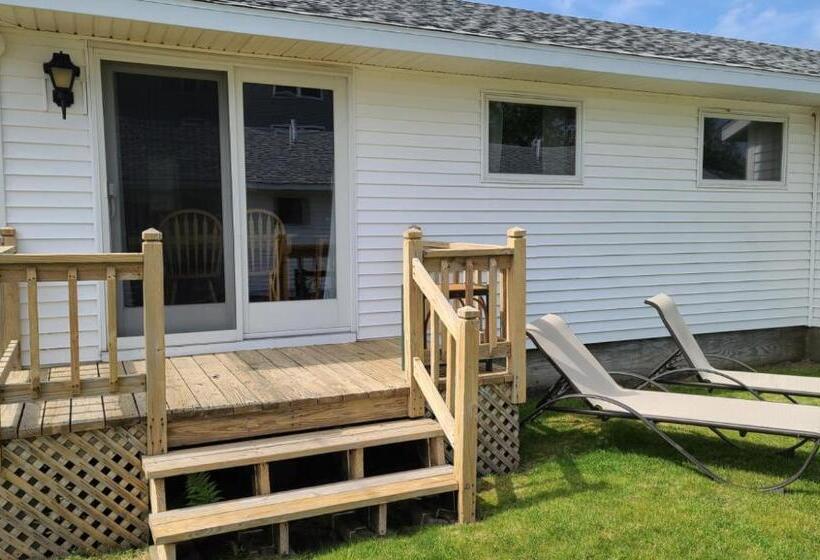 خانه 2 خوابه, Moody S Motel And Cottages