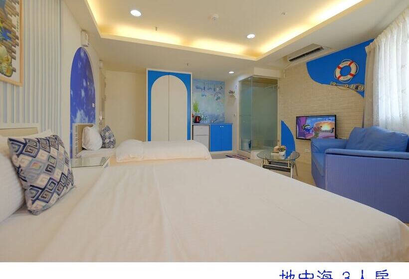 اتاق استاندارد سه نفره, 85 Asia