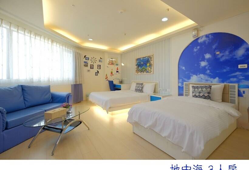 اتاق استاندارد سه نفره, 85 Asia