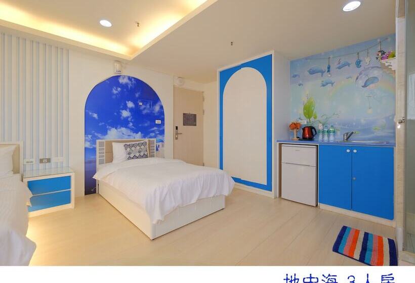 اتاق استاندارد سه نفره, 85 Asia