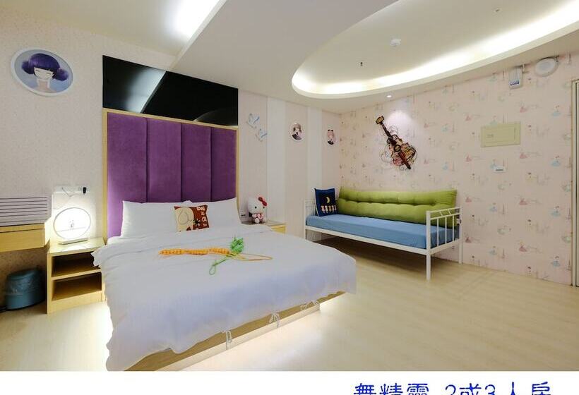 اتاق استاندارد سه نفره, 85 Asia