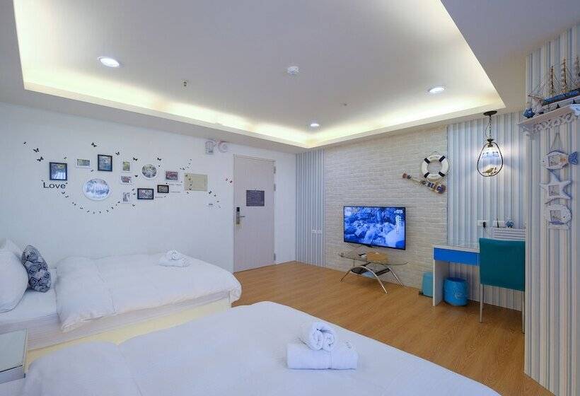 اتاق استاندارد چهار تخته, 85 Asia